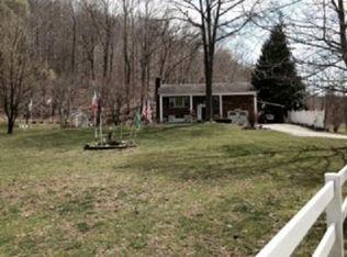 6325 Booten Branch Rd, Barboursville, WV 25504