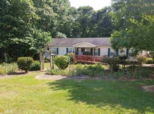 4190 S Apple Valley Rd, Commerce, GA 30529