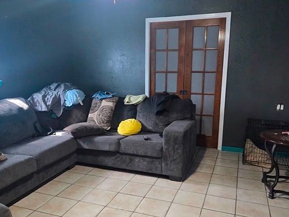 3rd image of 9574 Goldcrest Cir