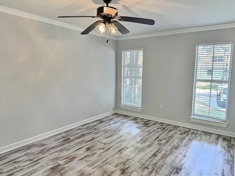2508 Havard Rd — Photo 15