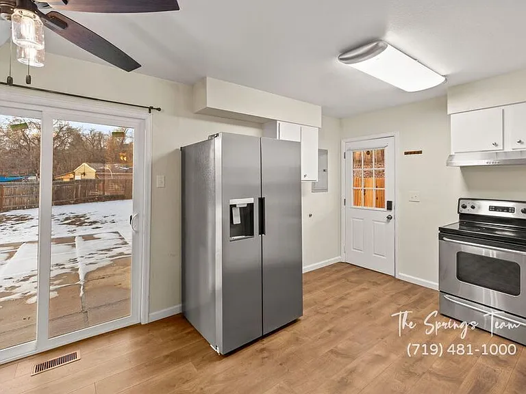 210 Kilmer Ct — Photo 11