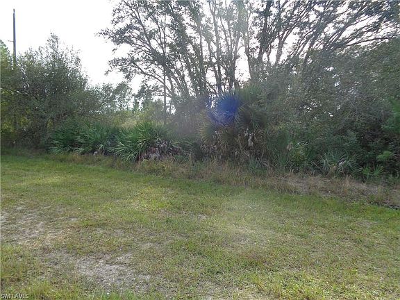 4th image of 409 Greenbriar Blvd