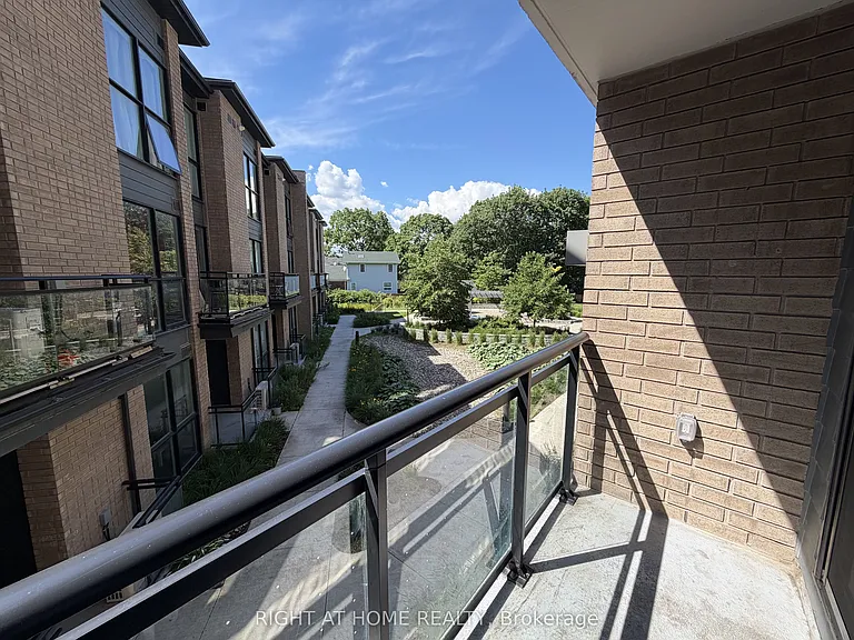 1 Falaise Rd #203 — Photo 6