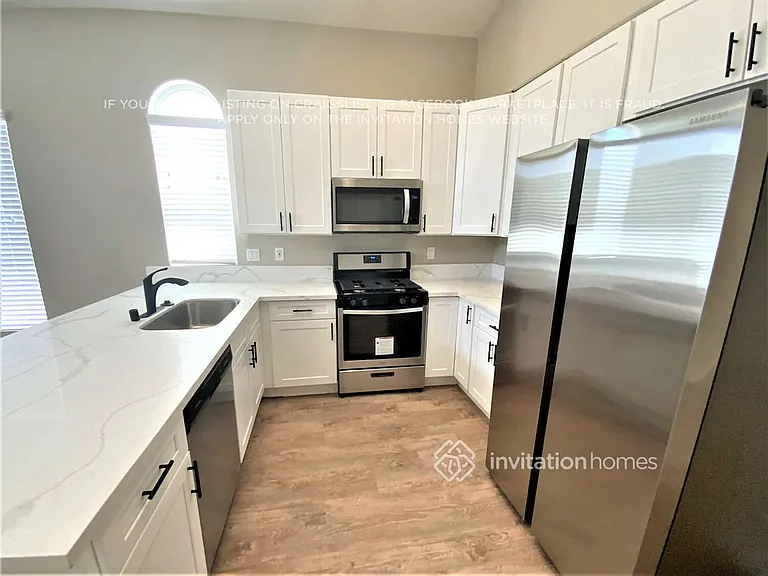 9578 Lavarun Ct — Photo 6
