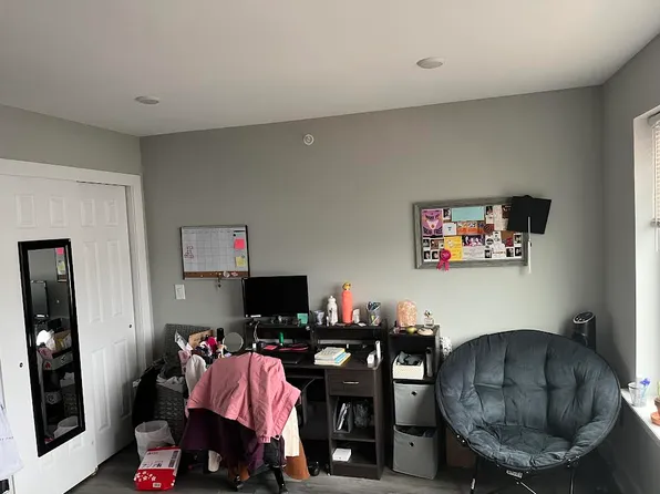 4313 Sansom St, Philadelphia, PA