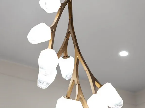 83 Liberty Place image 12 of 39