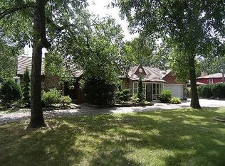 17W031 Deerpath Rd, Bensenville, IL 60106