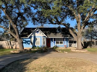 216 NW River Rd, Martindale, TX 78655