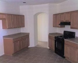 3rd image of 6627 Glenturret Way NE