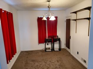 1621 Elk St, Beatrice, NE 68310