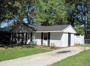 913 Holiday Dr, Danville, IL