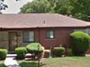 23100 Avon Ave, Oak Park, MI 48237