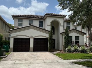 16546 SW 39th St, Hollywood, FL 33027