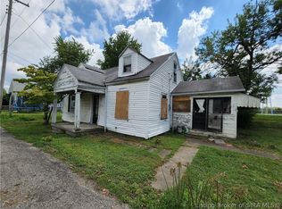 2116 Willow St, New Albany, IN 47150
