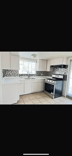 517 Bataan Cir Photo 1