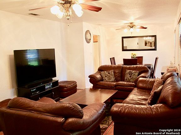 2nd image of 4918 Sierra Madre Dr
