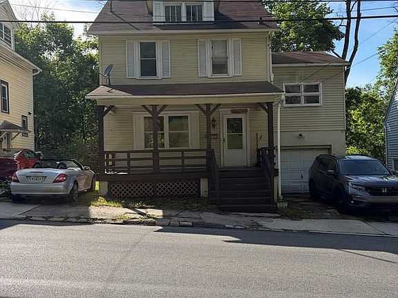 2nd image of 1224 Franklin St