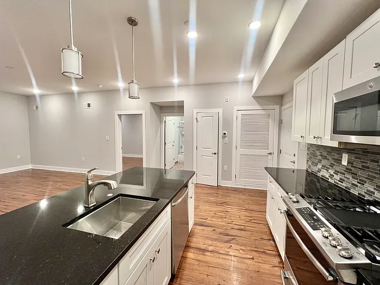 330 Cambridge St #2 — Photo 2