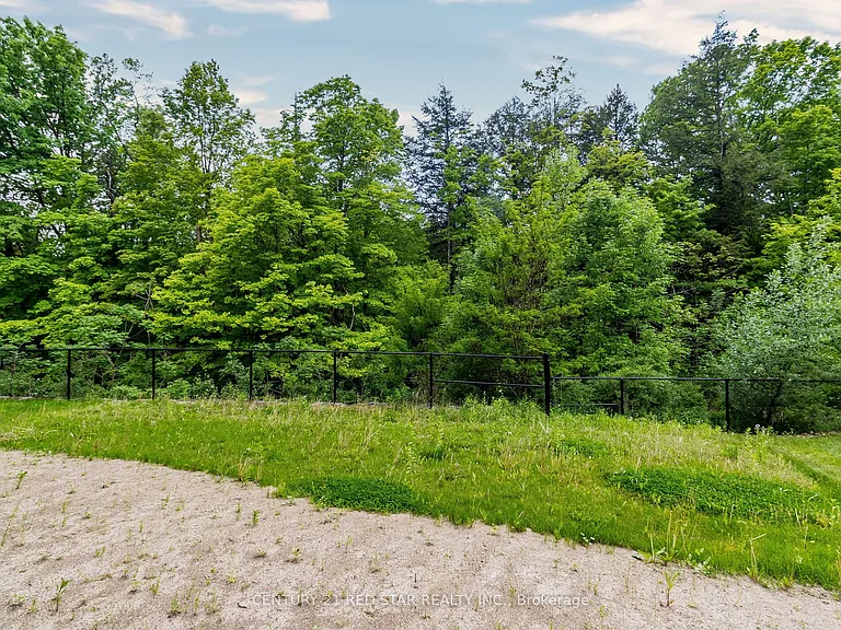 192 Farrell Rd — Photo 40