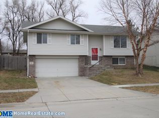 1942 SW 25th St, Lincoln, NE 68522