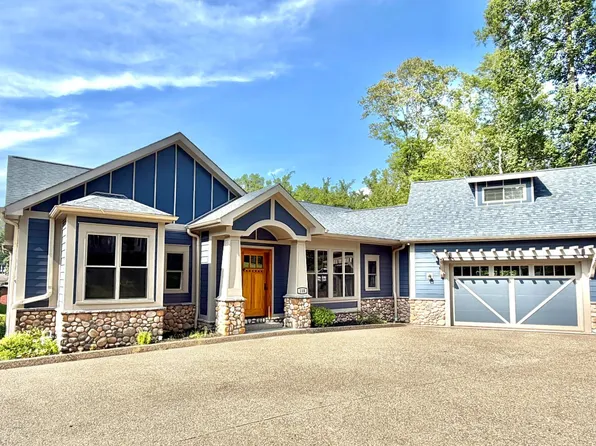 118 Abbot Way, Fayetteville, WV 25840