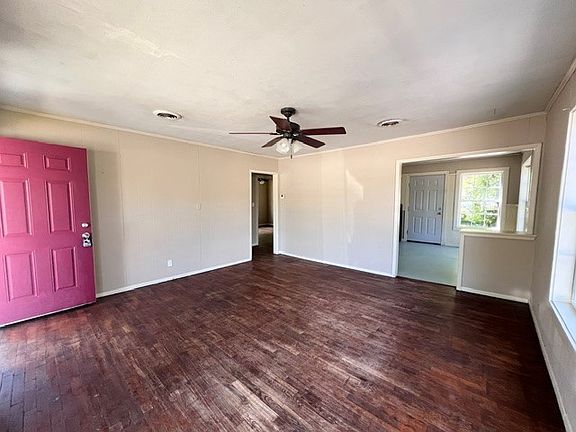 2nd image of 1433 N Garland Ave