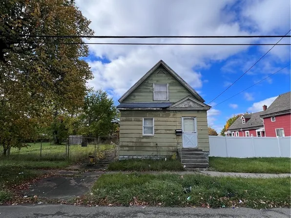 102 Herman St, Buffalo, NY 14212