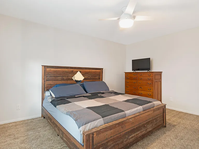 840 Center Ave #91 — Photo 9