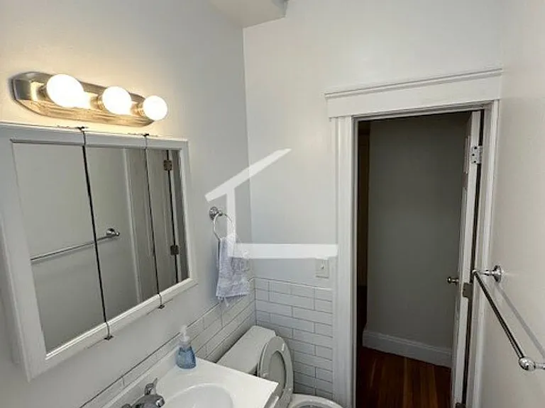 1800 Commonwealth Ave #2 — Photo 13