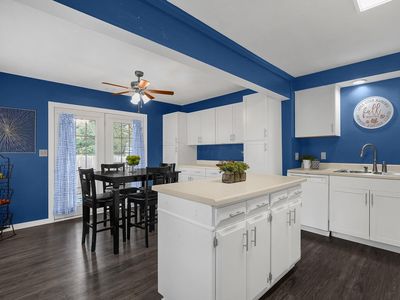 3270 Eisenhower Rd, Columbus, OH, 43224
