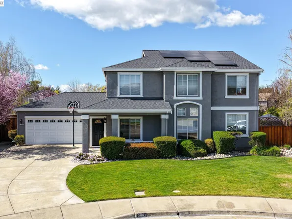 1360 Toulon Ct, Livermore, CA 94551