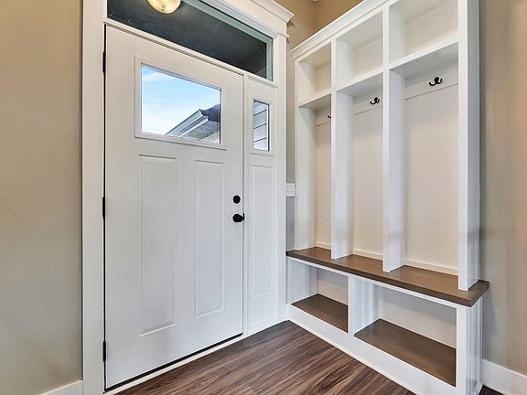 3rd image of 5381 N Pebblecreek St