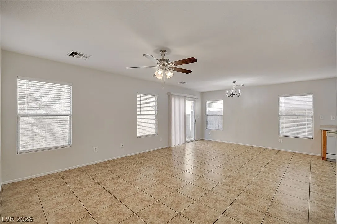 3 bed, 2.5 bath, 1484 sqft, $1,950 — Photo 4
