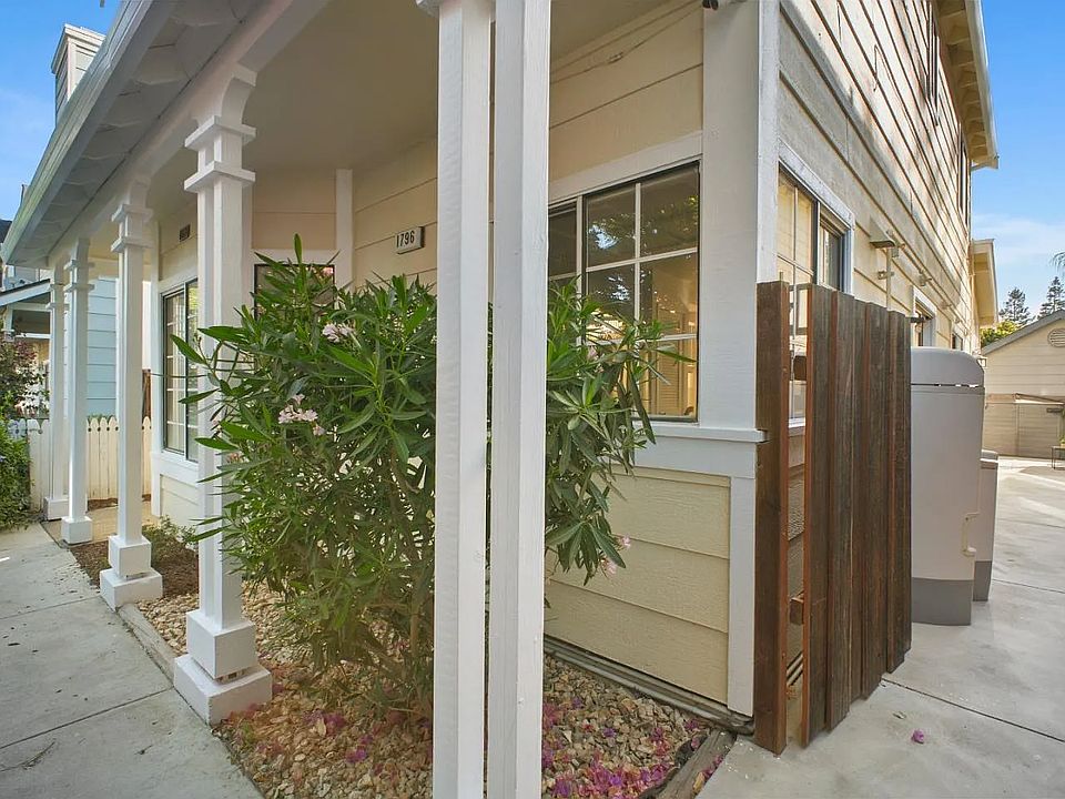 1st image of 1796 Lucretia Ave