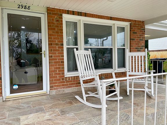 5th image of 2988 Creekwood Dr