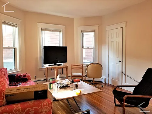 8 Chester St #7 Photo 1