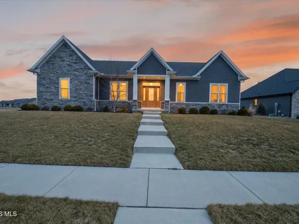 15573 John F McCarthy Way, Perrysburg, OH 43551