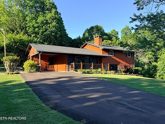 3rd image of 2837 Rambling Rd