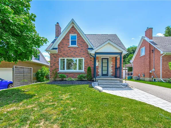 101 Talbot St, Kitchener, ON N2M 2B2