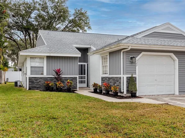327 Phlox Dr, Palm Harbor, FL 34684