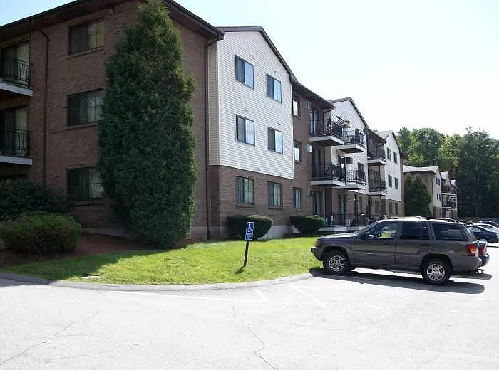 128 Mammoth Rd