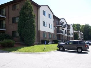 128 Mammoth Rd, Hooksett, NH 03106