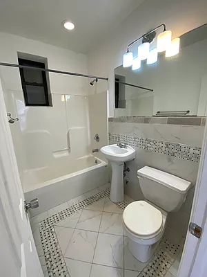 Rented by Best Apartments North Inc | media 25