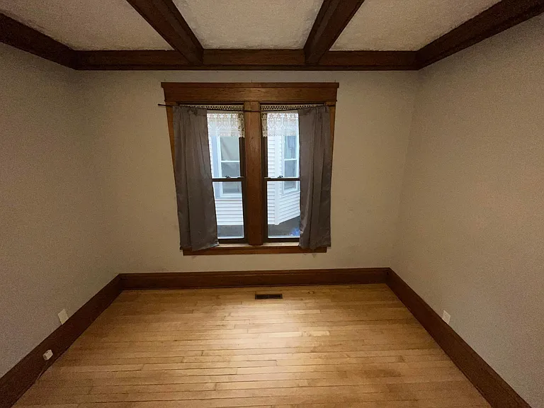 1005 Grove Ave #L — Photo 6