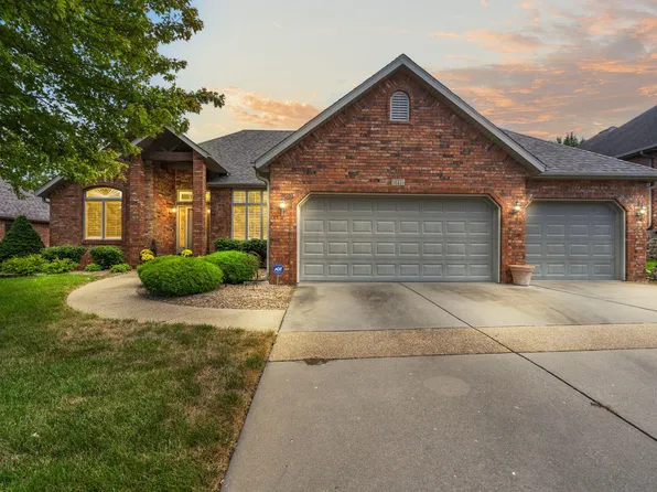 3342 S Hillsboro Avenue, Springfield, MO 65804