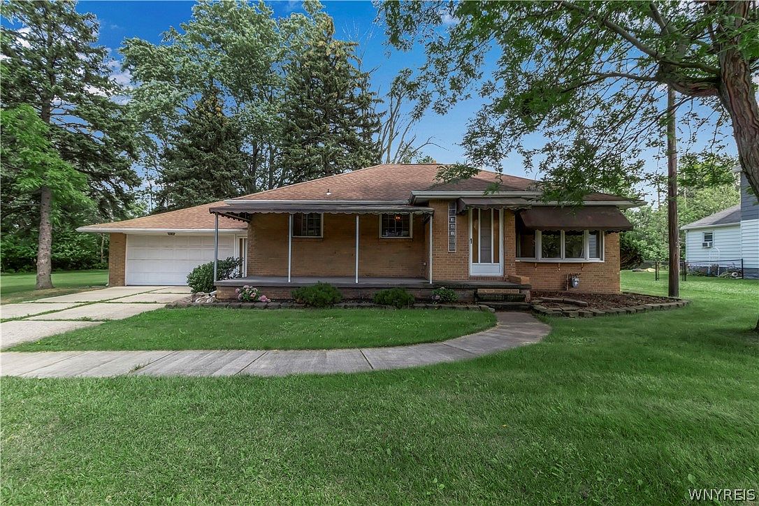 381 Central Ave, Lancaster, NY 14086 Zillow