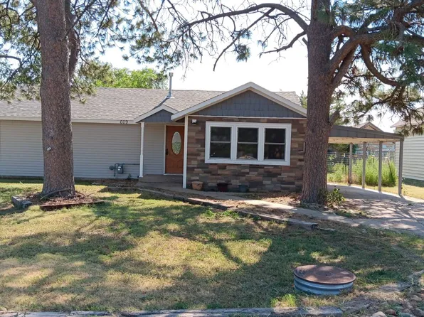 609 Washington Ave, Goodland, KS 67735