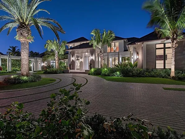 3035 Fort Charles DR, NAPLES, FL 34102