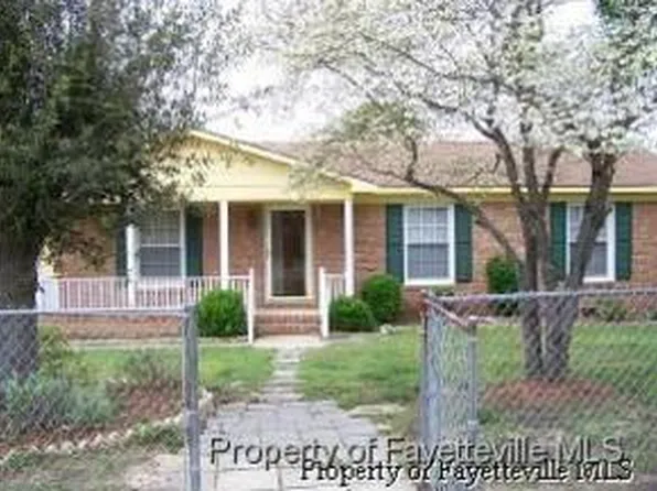 804 Darlington Dr, Fayetteville, NC 28311