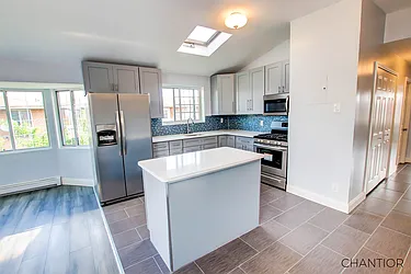 Sold by Chantior Real Estate LLC